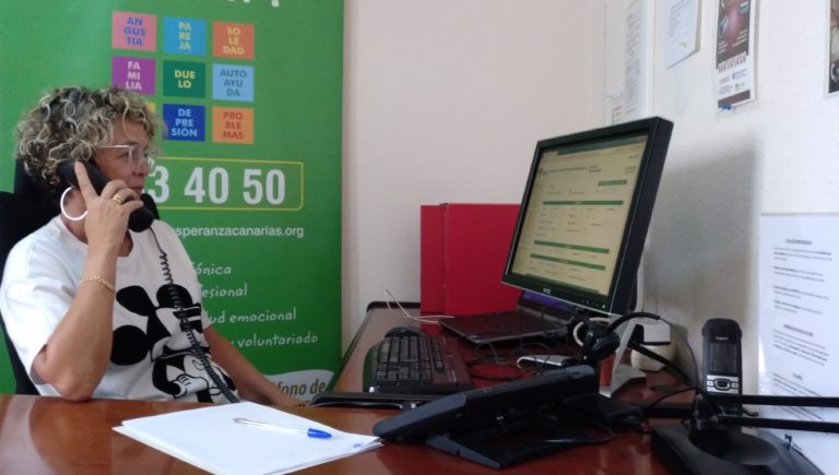 Fundación “la Caixa” a través de la Acción Social de CaixaBank, dona 9.000 € para reforzar el dispositivo de atención a mayores de Teléfono de la Esperanza durante la crisis covid&nbsp;19